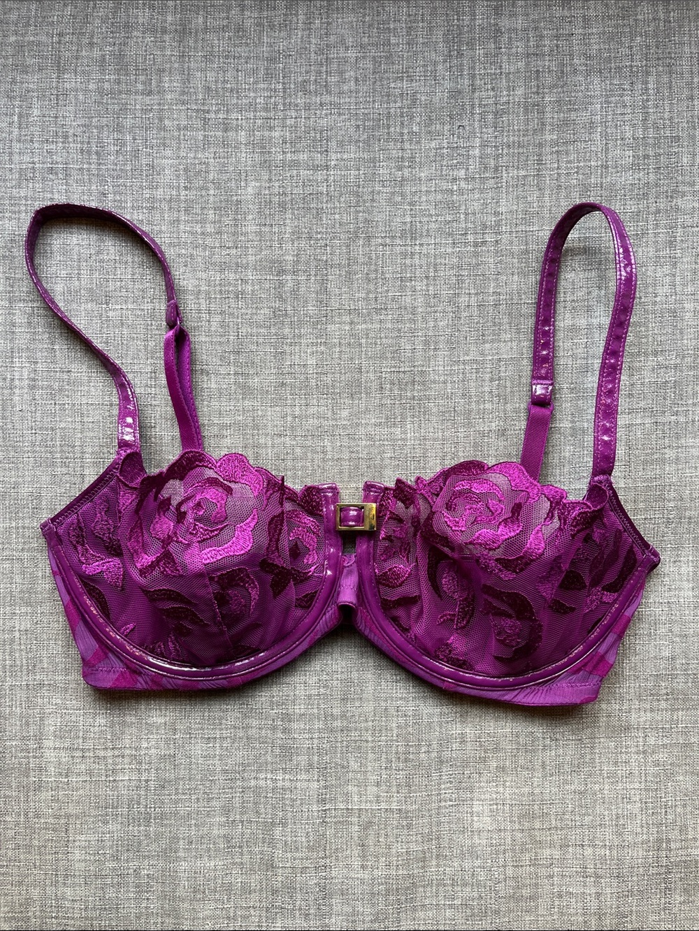 Victoria’s Secret  Very Sexy Push-Up Without Padding Lace Purple Bra 34D